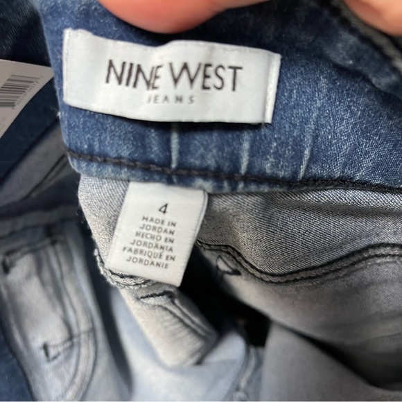 Nine West Heidi Pull On Crop Jeans Medium Wash Stretch NWT Womens 4 - Picture 7 of 9